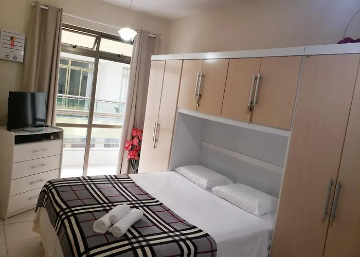 Lindo e seguro apartamento na Praia do Forte!