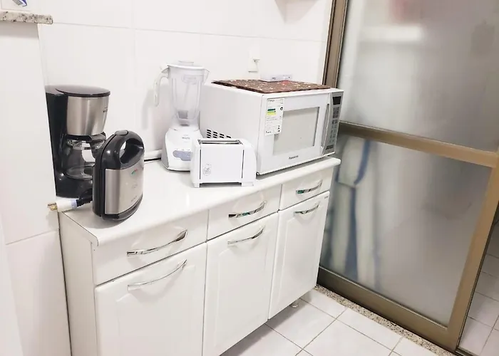 Lindo e seguro apartamento na Praia do Forte!
