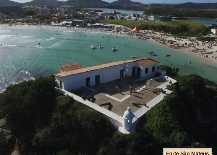 Flat 402 em Cabo Frio a 700m da praia